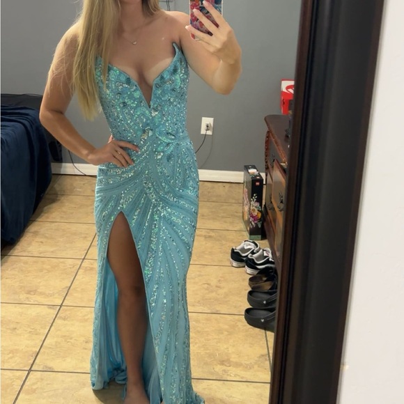 Stunning Turquoise Sequin Gown - Picture 2 of 3